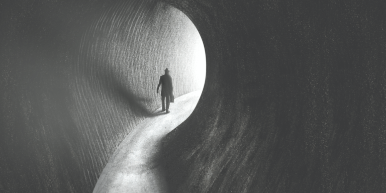 The Intoxicating World of Noir Fiction